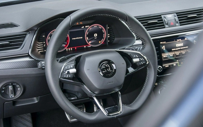 Skoda Superb cena 177900 przebieg: 5, rok produkcji 2024 z Borne Sulinowo małe 379